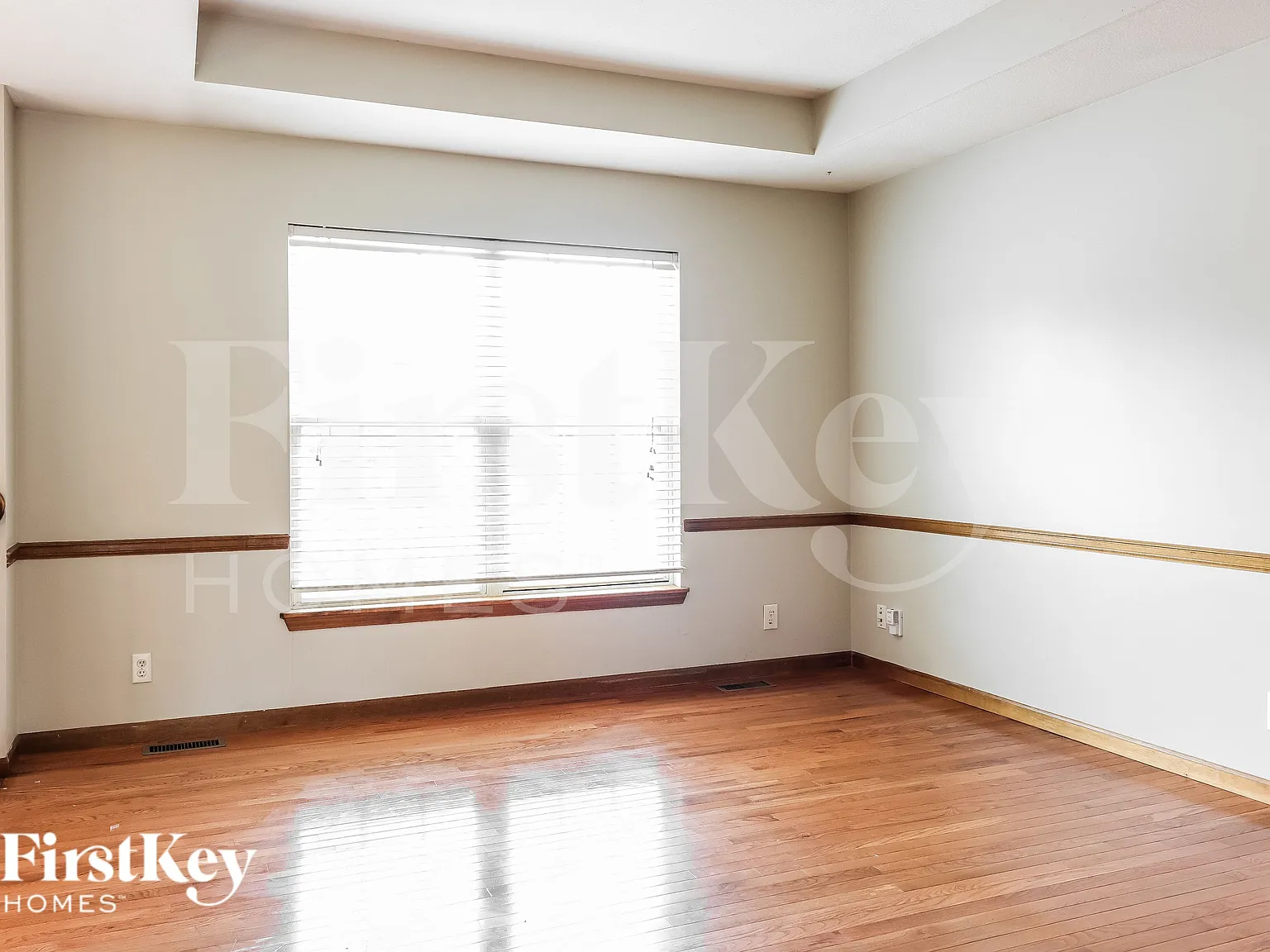 3 bed, 2.0 bath, 1788 sqft, $2,370 — Photo 2