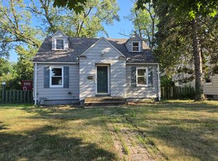 916 Botham Ave, Saint Joseph, MI 49085