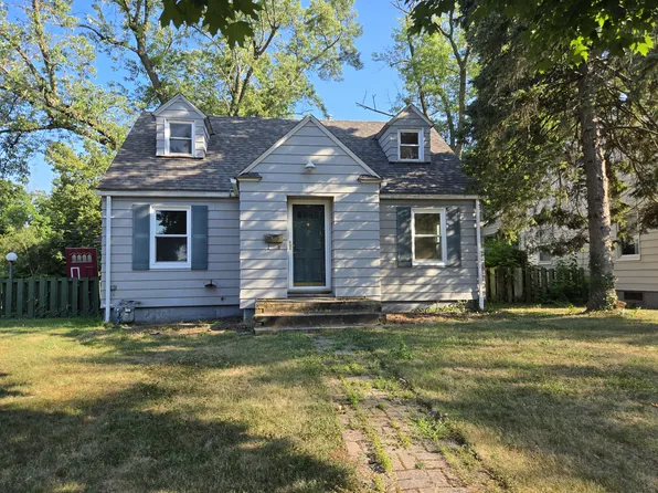 916 Botham Ave, Saint Joseph, MI 49085