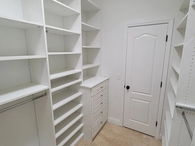 9928 Chardonnay Dr — Photo 16