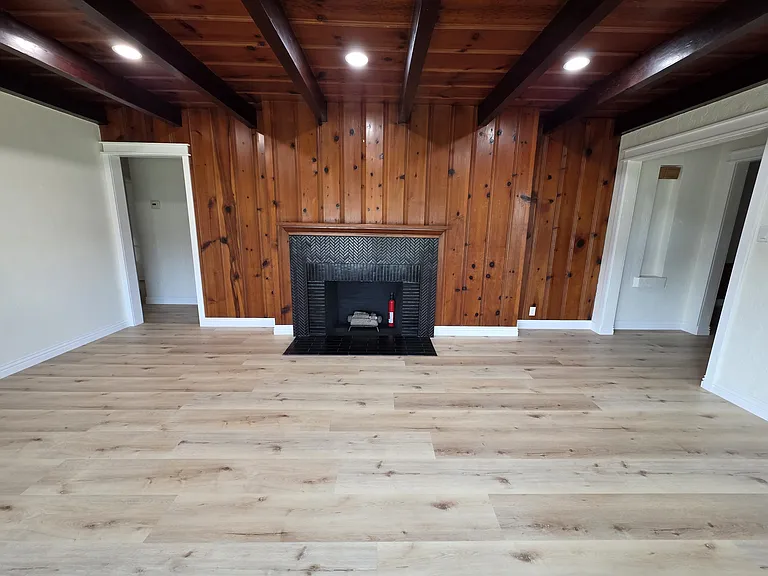 15063 Walbrook Dr — Photo 4