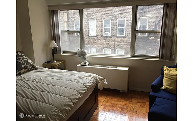 Rented by Douglas Elliman | media 22