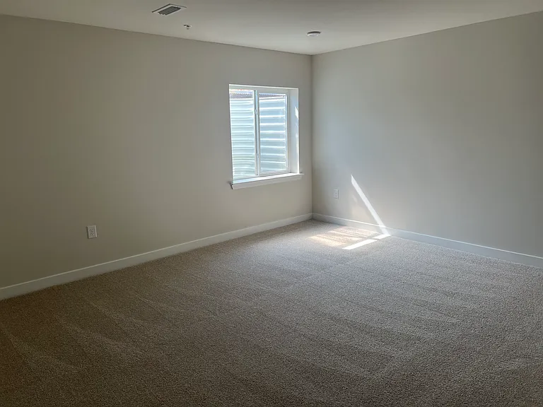 2511 Baydon Ln — Photo 4