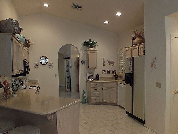 4th image of 25634 S Burnaby Dr