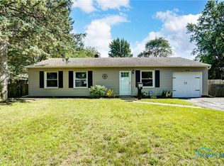 5469 McGregor Ln, Sylvania, OH 43560