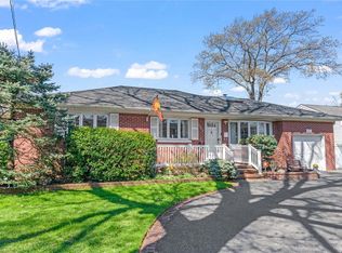 1782 Remson Ave, Merrick, NY 11566