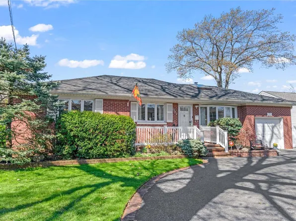 1782 Remson Avenue, Merrick, NY 11566