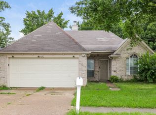 7096 Lagrange Hill Dr, Cordova, TN 38018