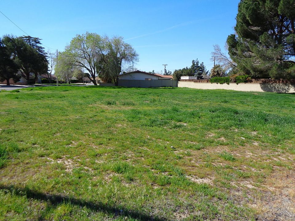2nd image of 44769 Lowtree Ave