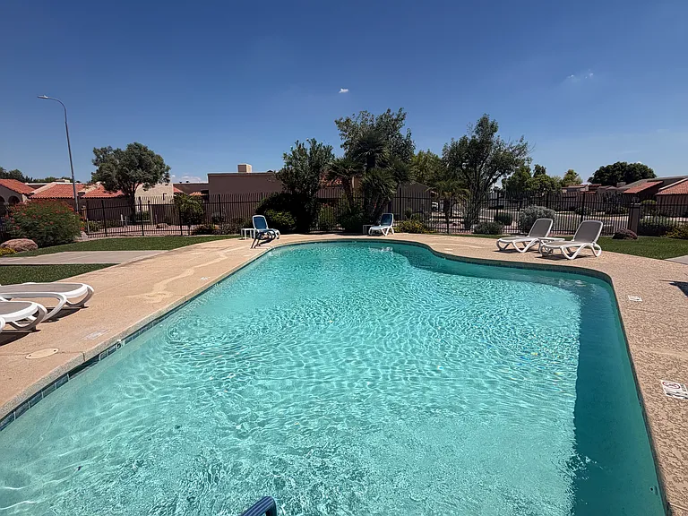 3413 N Sunridge Ln — Photo 41
