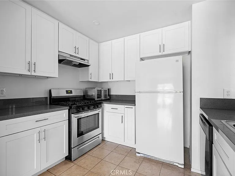 1364 E Garfield Ave #1 — Photo 10