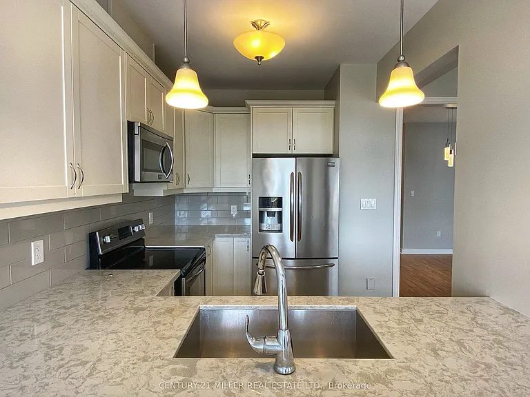 67 Summerberry Way — Photo 10