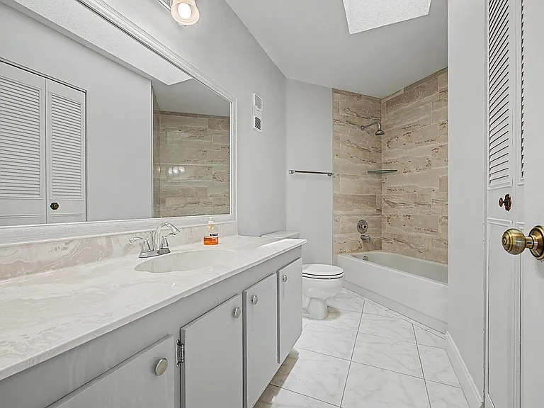 3386 Lucerne Park Dr — Photo 13