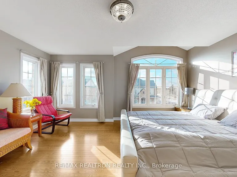 275 Peak Point Blvd — Photo 16