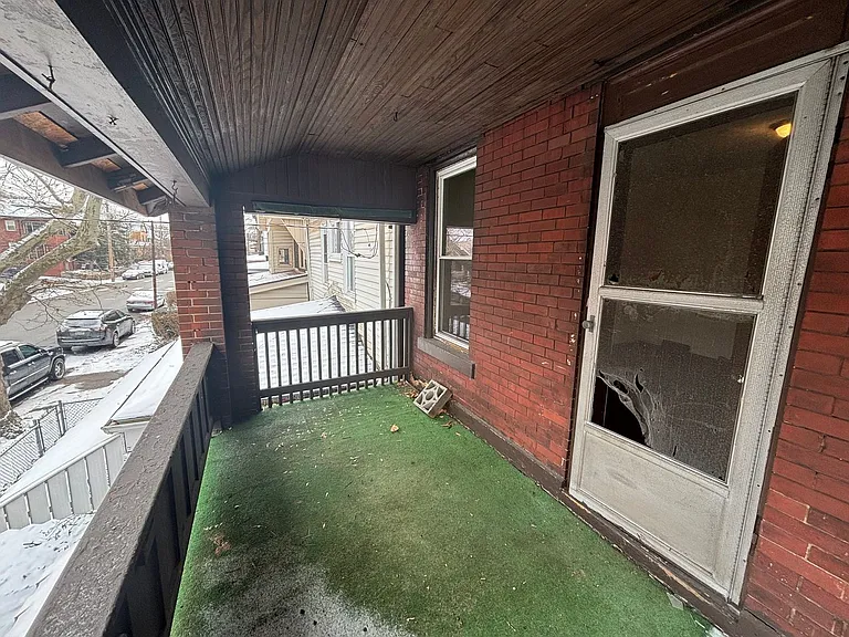 2226 Woodstock Ave #2 — Photo 9