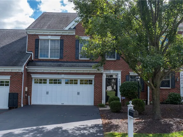 2024 Croghan Dr, Carnegie, PA 15106