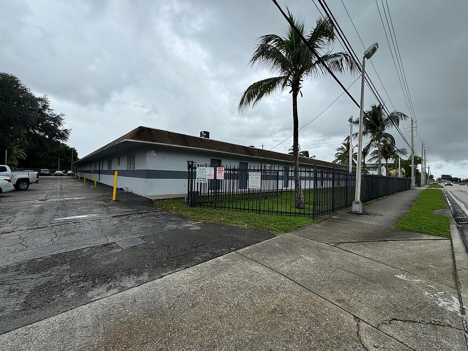 1st image of 1990 NW 183rd St APT 8