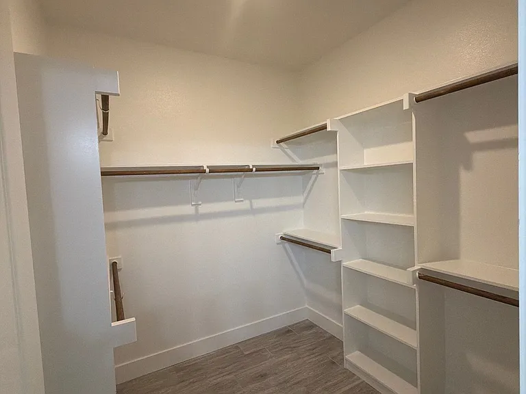 5707 Barkridge Dr — Photo 13