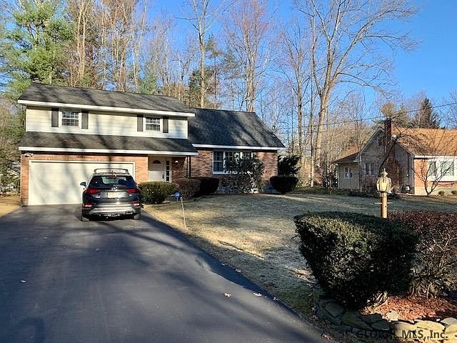 1st image of 17 Trice Dr