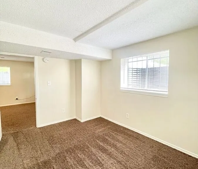 3115 N High St — Photo 19