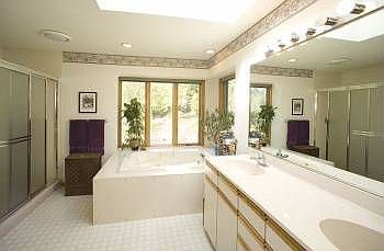 5th image of 6148 Alpine Dr SW