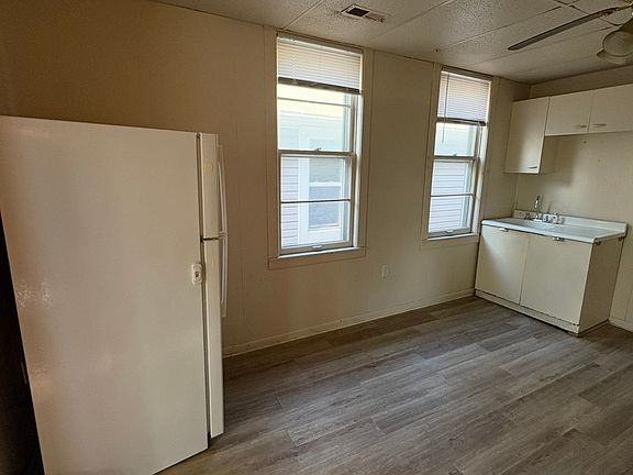 2nd image of 5018 Indianapolis Blvd #2F
