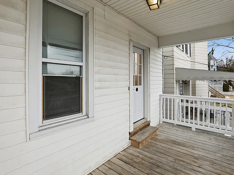 319 E A St #1 — Photo 4