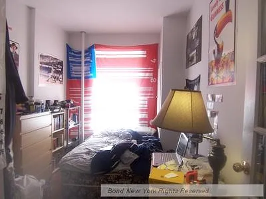 Rented by Bond New York | media 25