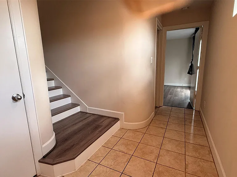 650 Westcross St #85 — Photo 30