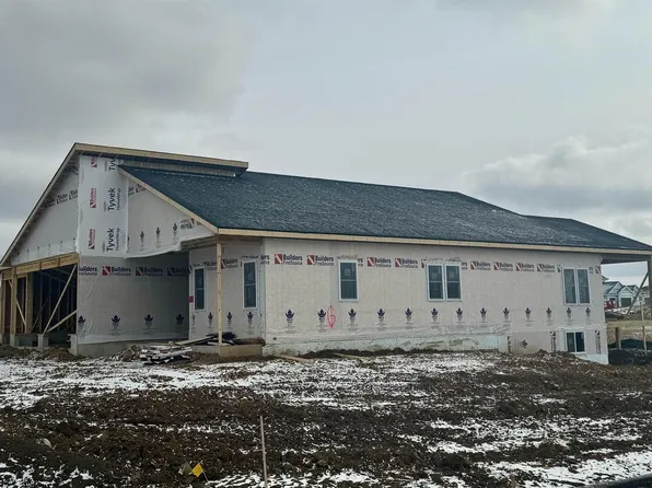 4099 Eagle Mound Pass, Windsor, WI 53532