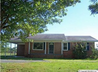 624 Duncan Rd, Falkville, AL 35622