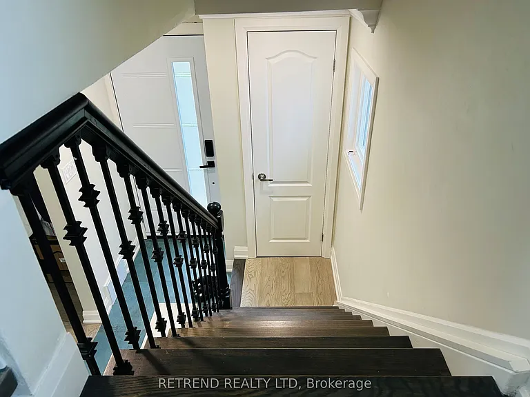 22 Wentworth Ave — Photo 31