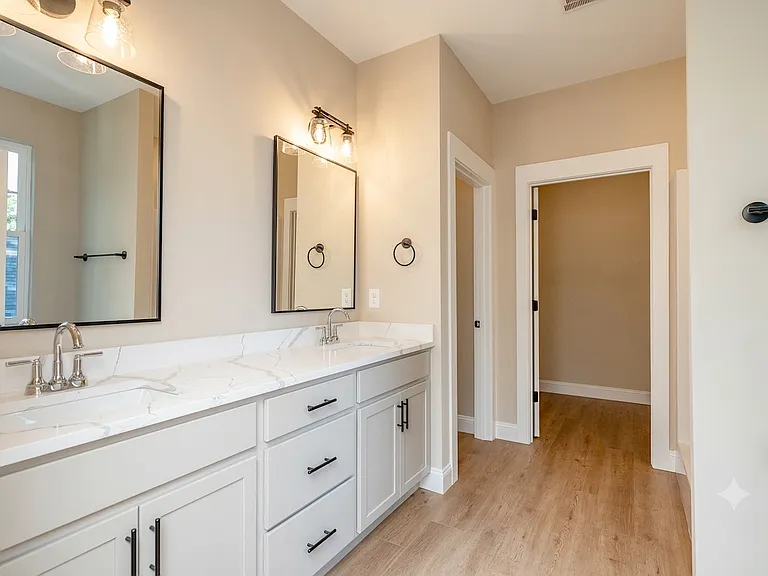 107 Elcon Dr #B — Photo 11