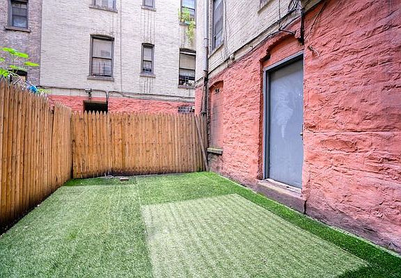 2nd image of 605 W 151st St #Ll