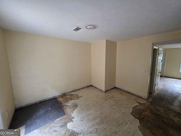 2nd image of 1939 Whitehall Forest Ct SE