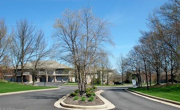 1st image of 3800 Rosemont Blvd APT 104B