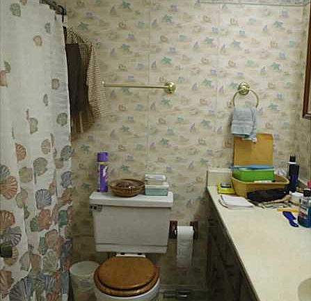5th image of 2653 Highland Dr