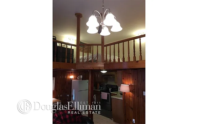 Rented by Douglas Elliman | media 16