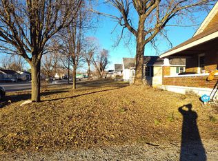 403 Lincoln Dr, Fredericktown, MO 63645