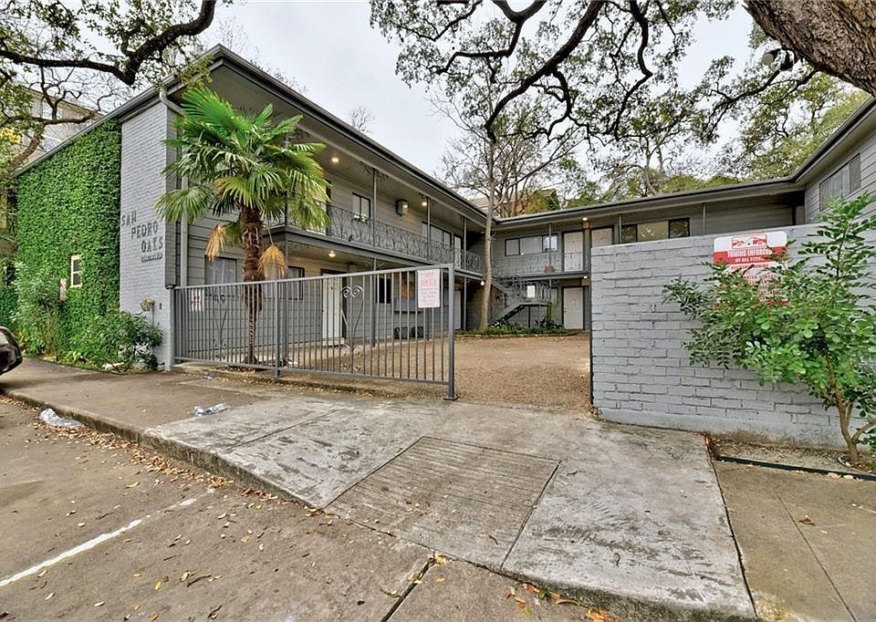 2nd image of 803 W 28th St