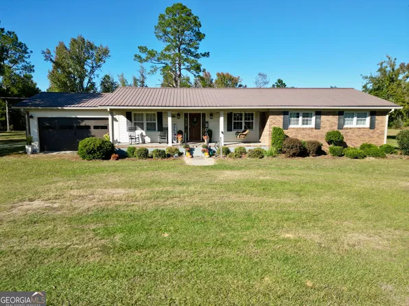 327 Eugene Ward Rd, Adrian, GA 31002