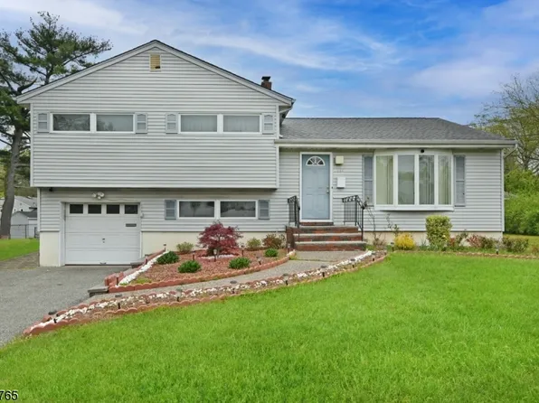 664 Swathmore Ln, Paramus Boro, NJ 07652