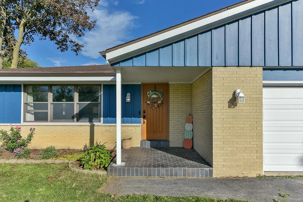 4031 Meachem ROAD photo 1
