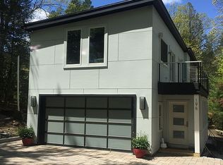 196 Singletary Ln, Framingham, MA 01702