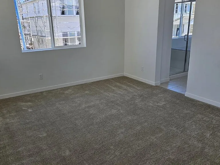 32192 Hillstone St — Photo 16