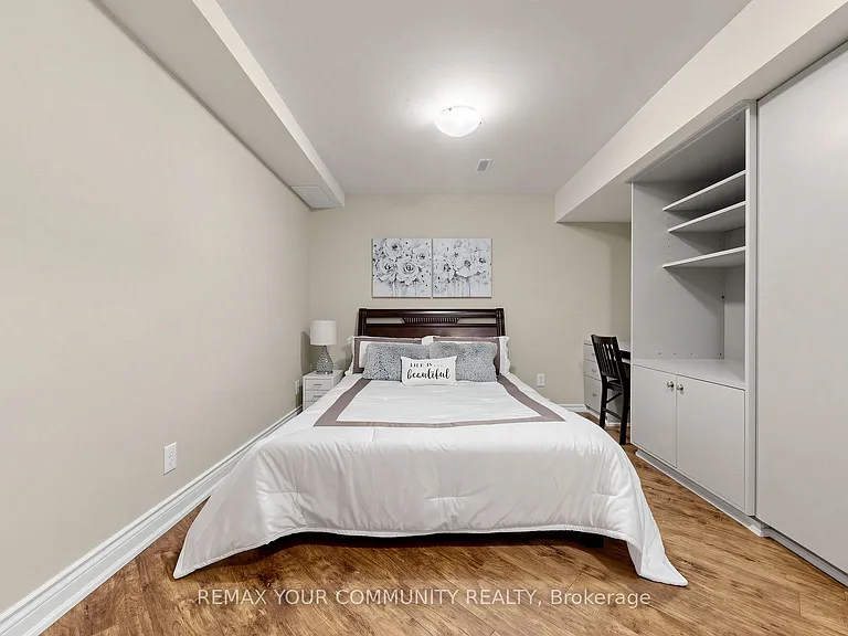 32 Soho Cres #BASEMENT — Photo 22