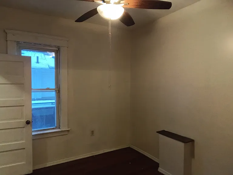 1130 Porter St — Photo 9