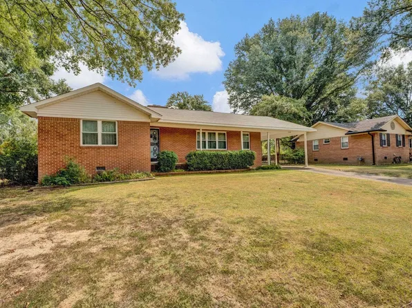 7228 Renda St, Millington, TN 38053