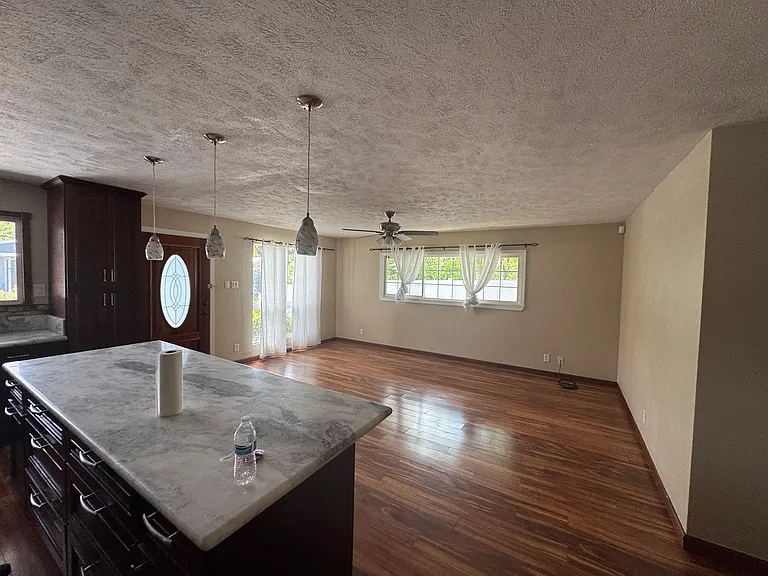 2847 W Lelehuna Pl — Photo 2