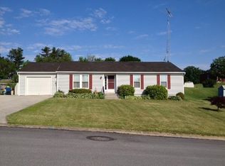 263 Smeach Dr, Hanover, PA 17331